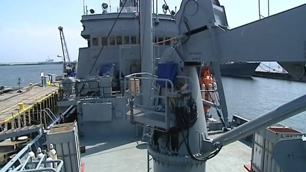 Nurkowie i hydrografowie wyposażeni w nowoczesny sprzęt sonarowy będą szukać wraku