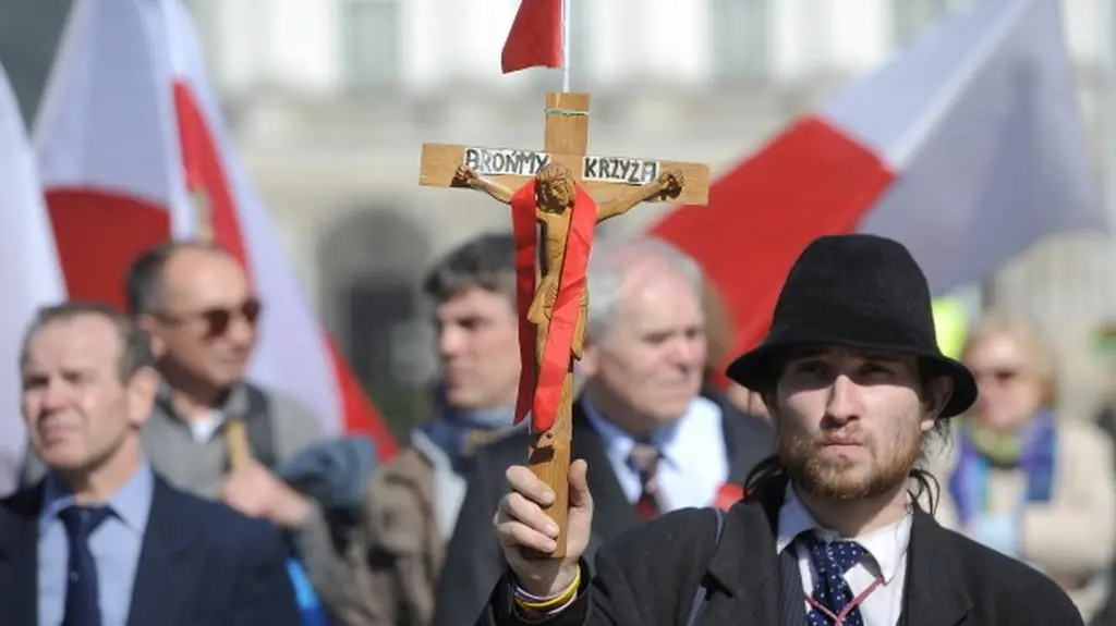 Obchody rocznicowe przed Pałacem Prezydenckim