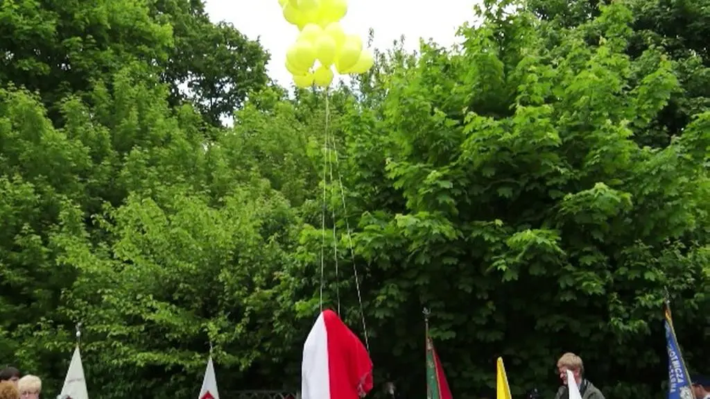 Odsłonięcie pomnika św. Jana Pawła II we Wronkach