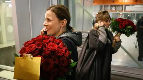 "Ogromna radość i wielkie zmęczenie". Kulesza i Trzebuchowska wróciły do Polski