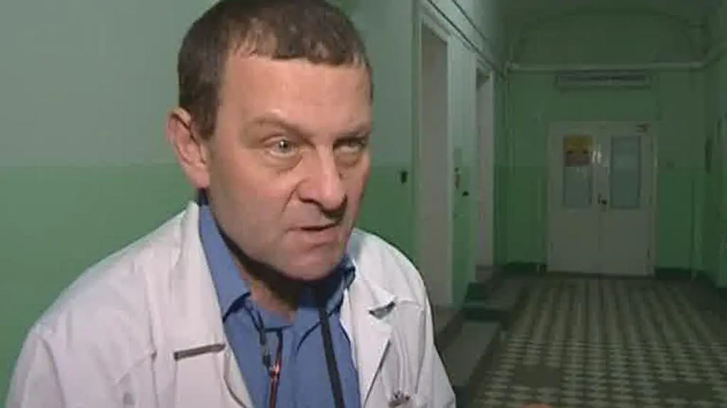 Ordynator szpitala: stan dziewczynki jest stabilny