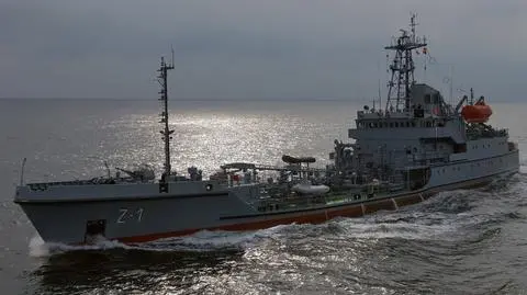 ORP Kościuszko płynie na Atlantyk
