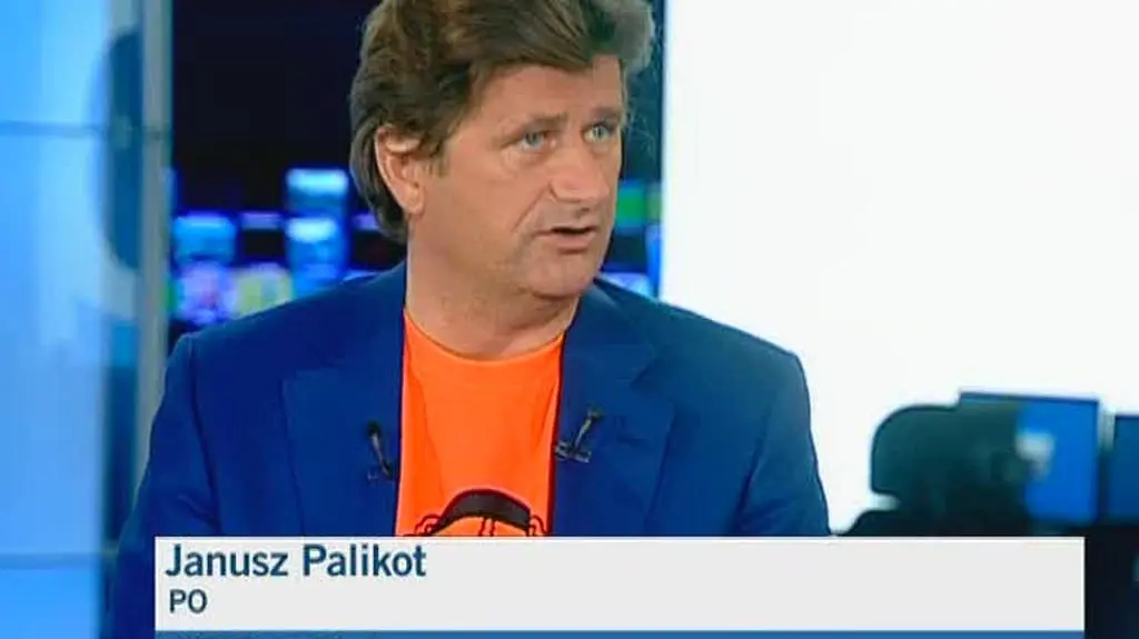 Palikot broni się i atakuje