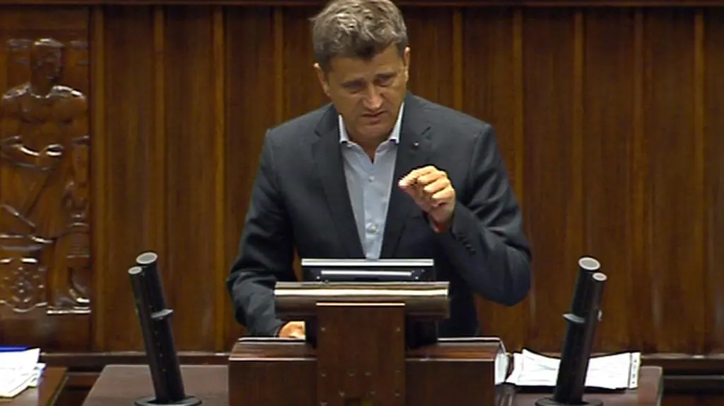Palikot: odwołajmy tę krucjatę z gibonami