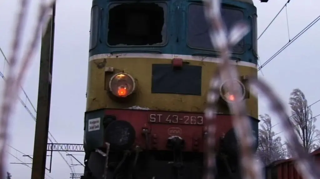 Pasażerowie tracą cierpliwość: "Od wczoraj k*** siedzę w tym p*** pociągu"