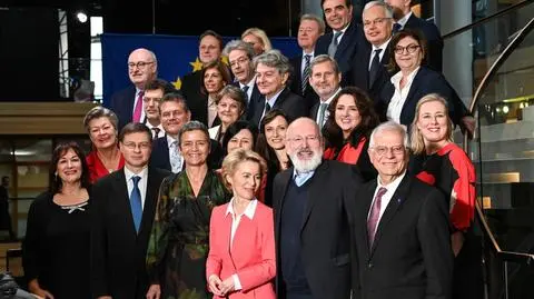 PE poparł Komisję Europejską pod przewodnictwem Ursuli von der Leyen 