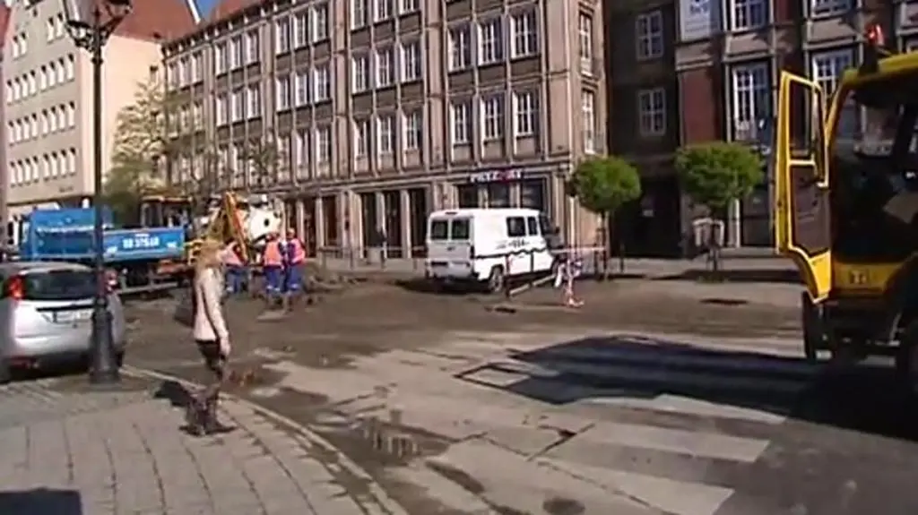 Pęknięta rura w Gdańsku 