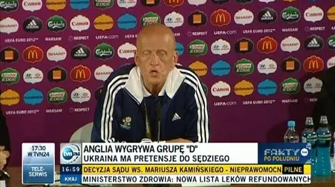 Pierluigi Collina broni sędziego Viktora Kassai