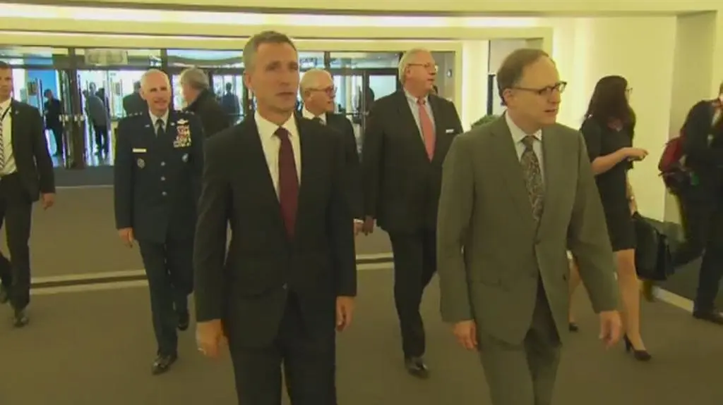 Pierwszy dzień nowego szefa NATO