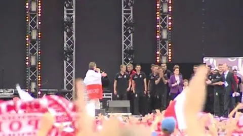 Piłkarze w warszawskiej Strefie Kibica