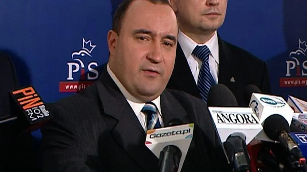 PiS staje w obronie kandydatury Kempy