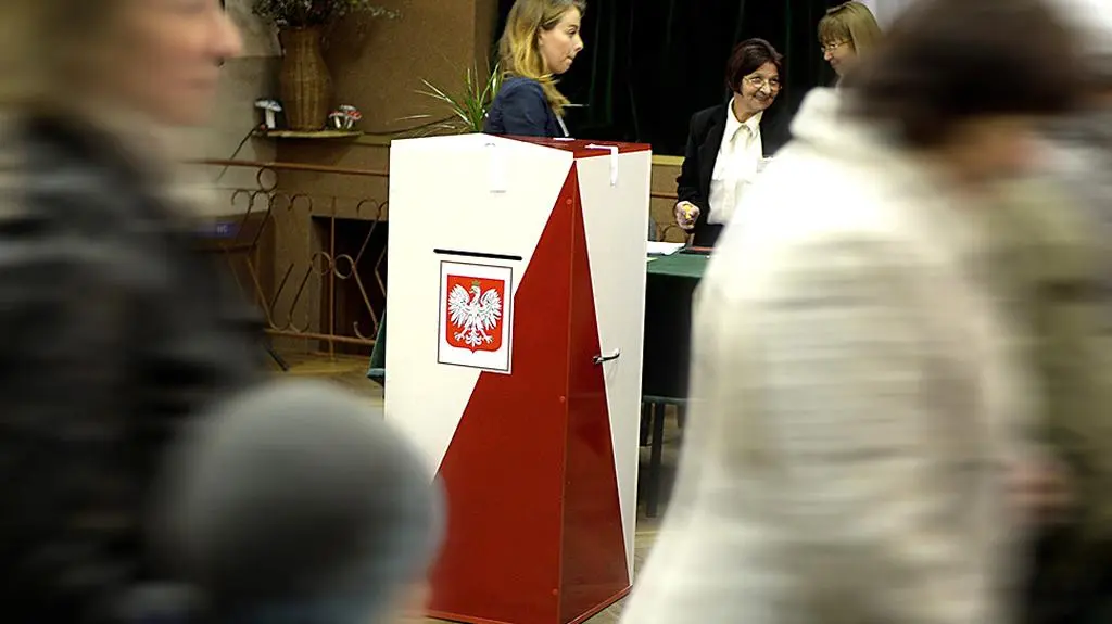 PKW: frekwencja do południa wyniosła 11,39 proc.