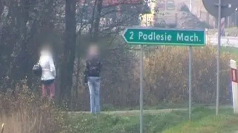 Płatny seks z krzyżem w tle