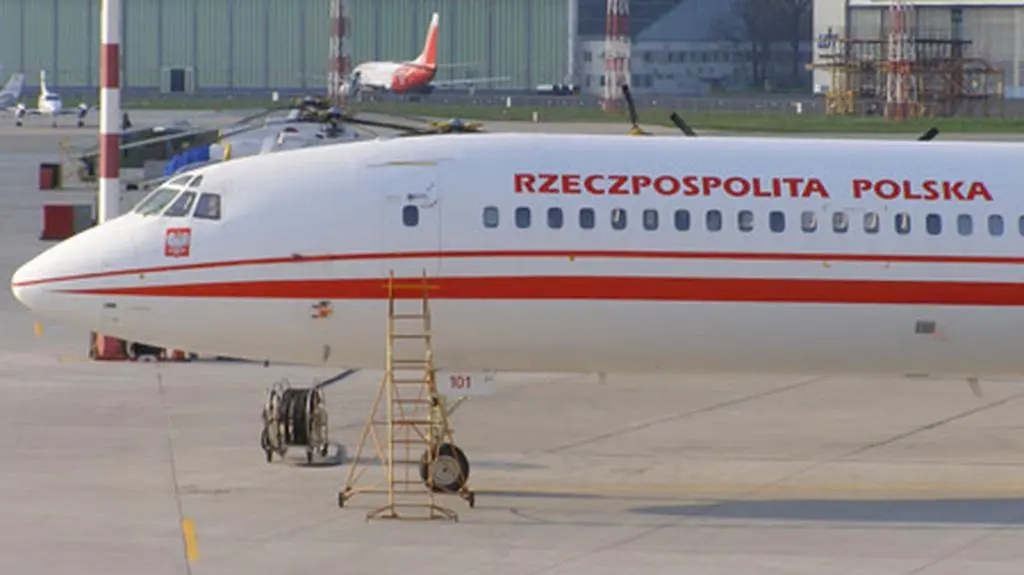 Płk Grochowski został zapytany przez dziennikarzy o kontrolę w 36.specpułku (TVN24)