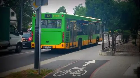 Płot na drodze rowerowej przy ul. Bukowskiej