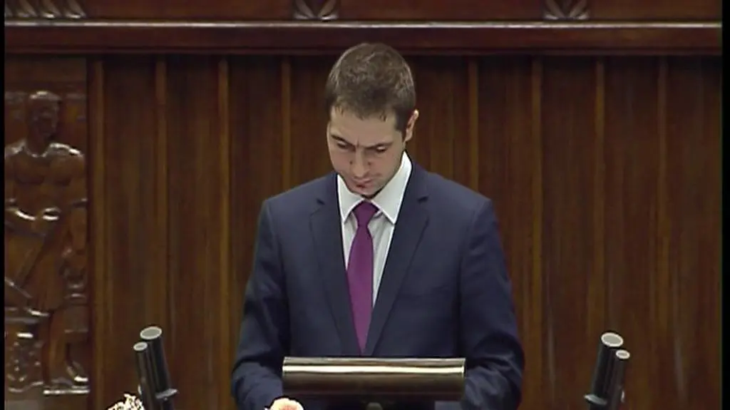 "Pluskwa" dla Nowaka. Niesiołowski: To karaluch