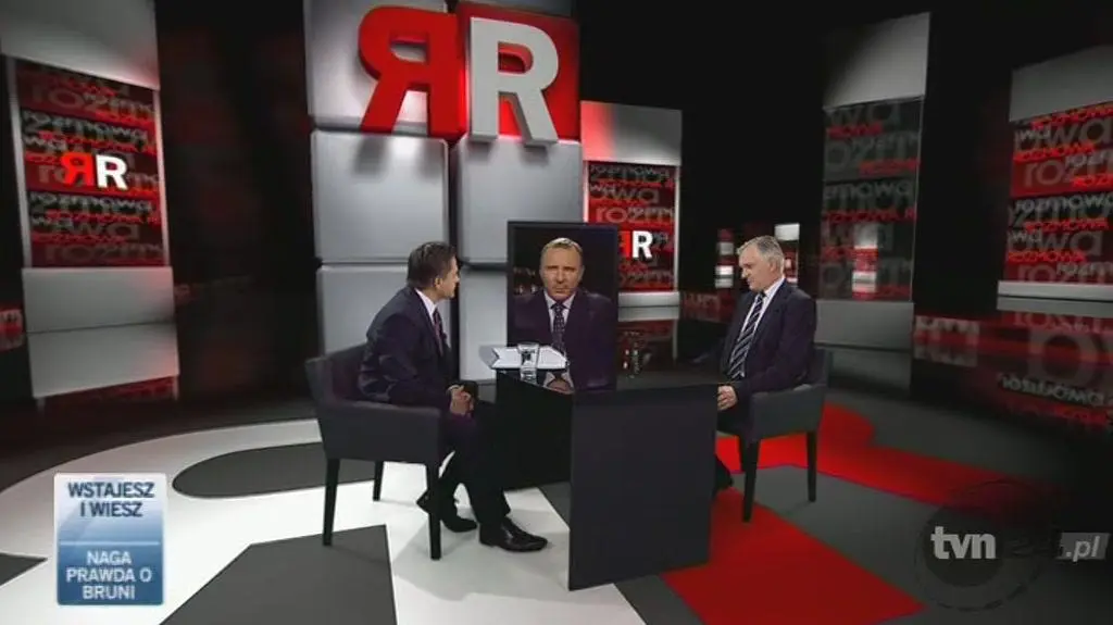 "Pływamy w oparach hipokryzji" (TVN24)