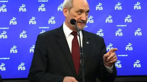 Po II Konferencji Smoleńskiej: sztuczny śnieg i ścięta brzoza
