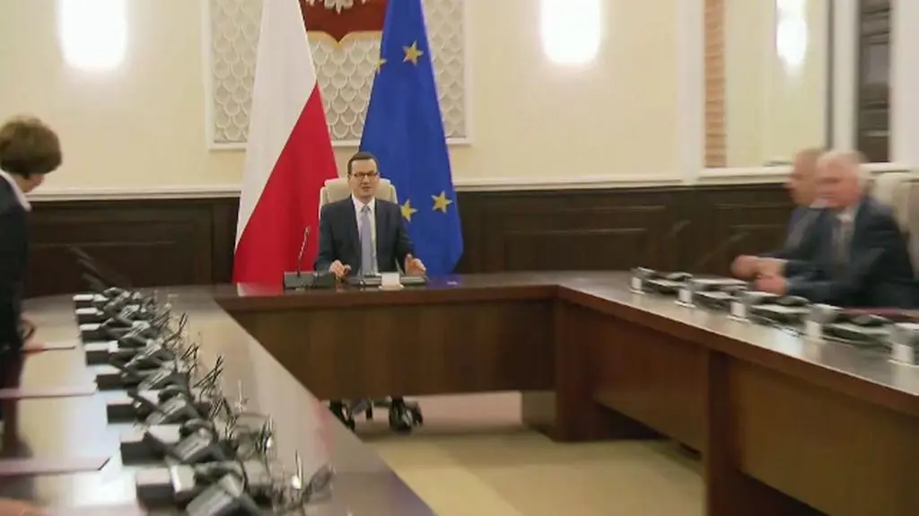 Po zaprzysiężeniu rządu rozpoczęło się jego pierwsze posiedzenie