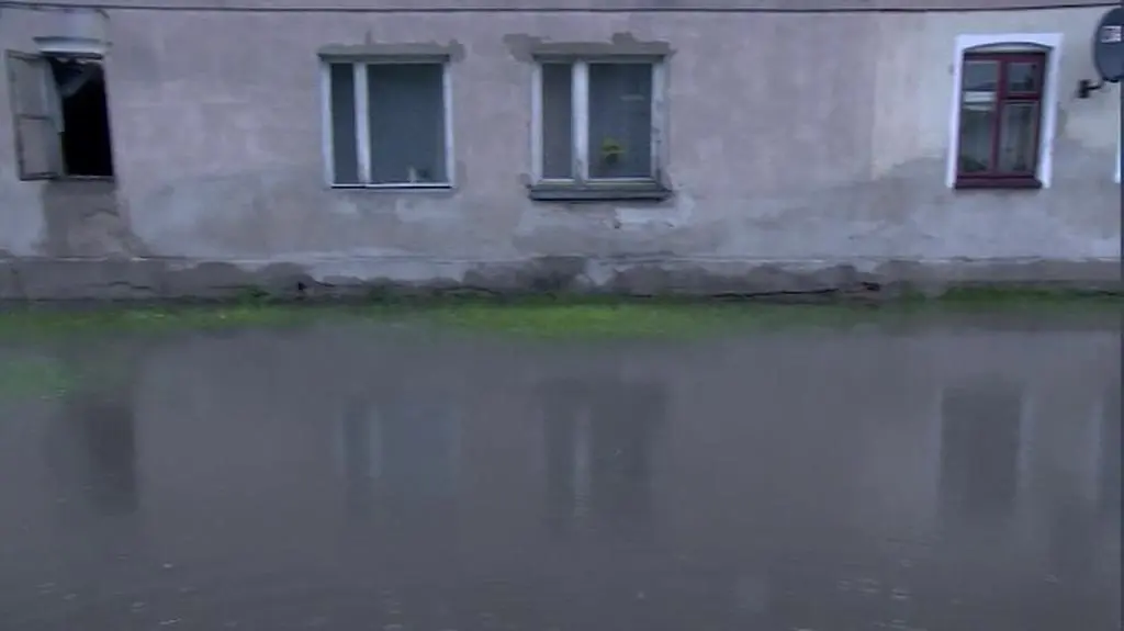 Podtopione domy w Głownie 