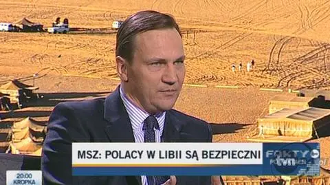 "Póki co latają samoloty komercyjne więc kto chce wyjechać z Libii - może"