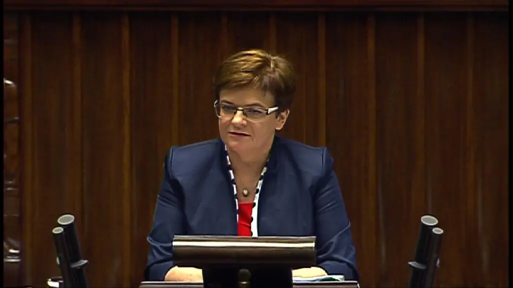 Polakom należy się informacja, jakie są skutki zmian w systemie edukacji