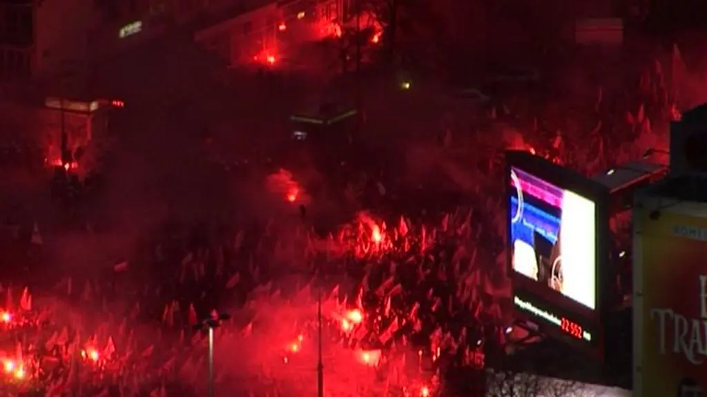 Policja apeluje o opuszczenie miejsca zamieszek