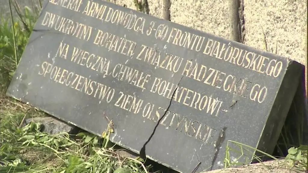 Policja szuka sprawców dewastacji