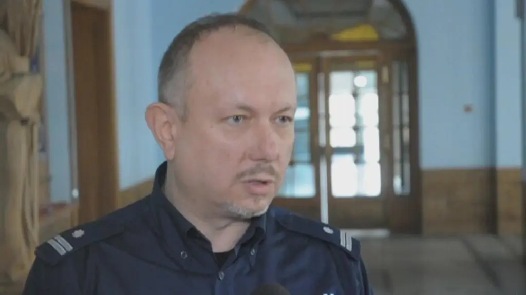 Policjanci zatrzymali dwóch mężczyzn podejrzanych o pobicie czarnoskórych piłkarzy