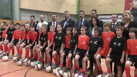 Pomoc byłego zawodnika m.in Liverpoolu i Realu Madryt może być dla dzieci bezcenna