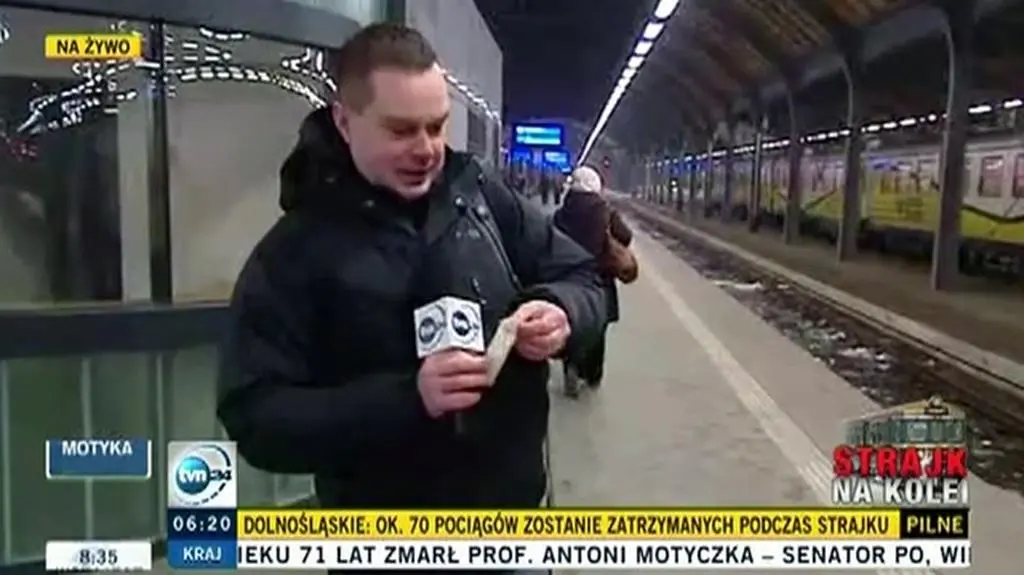 Poranek na dworcu we Wrocławiu też na razie spokojny