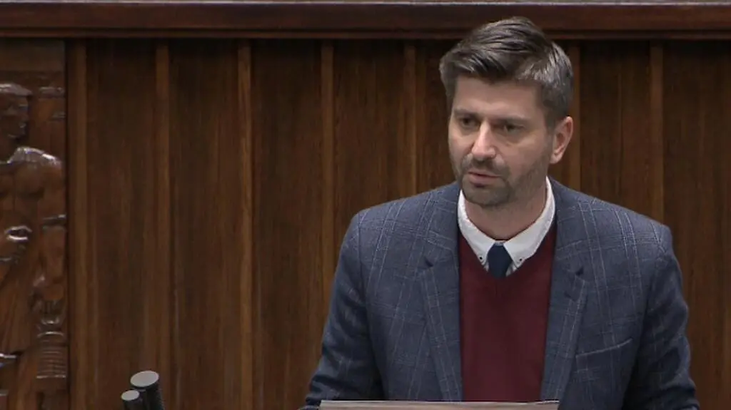 Poseł Lewicy Krzysztof Śmiszek złożył wniosek o przerwę w obradach