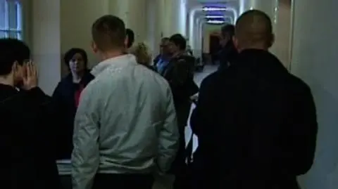 Postępowanie ws. byłych gimnazjalistów, podejrzanych o molestowanie, ruszyło do nowa