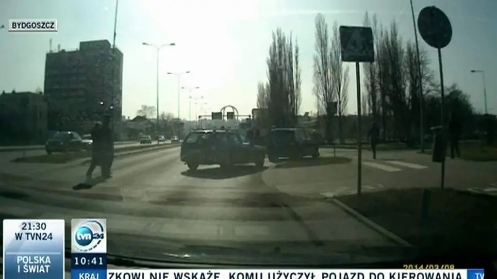 Potrącił pieszego na pasach
