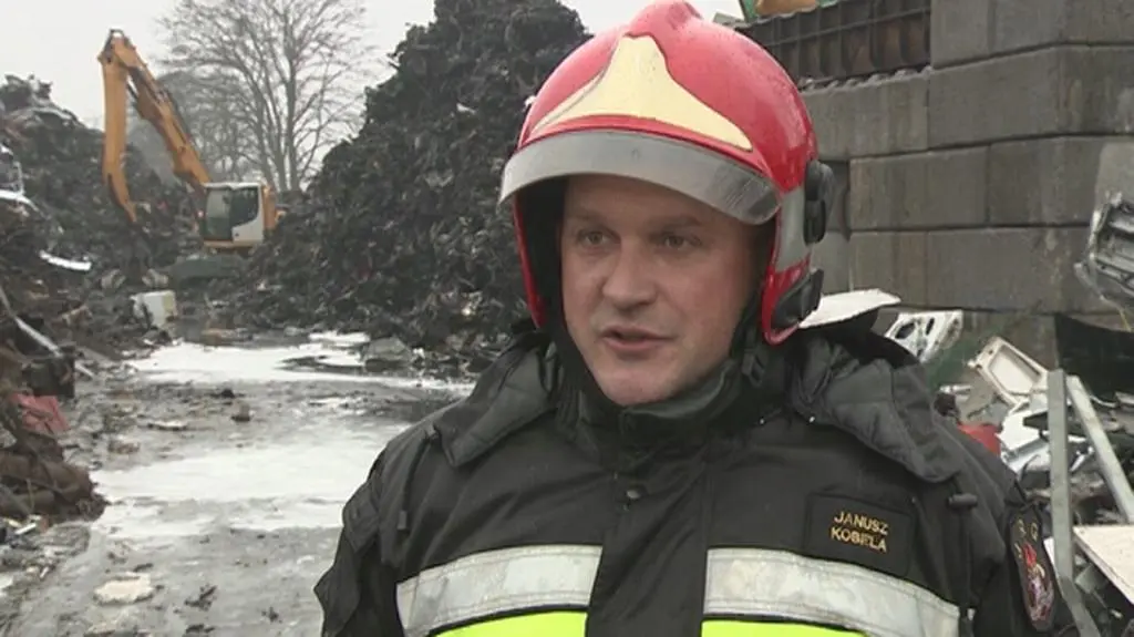 Pożar gasiło 30 jednostek straży pożarnej