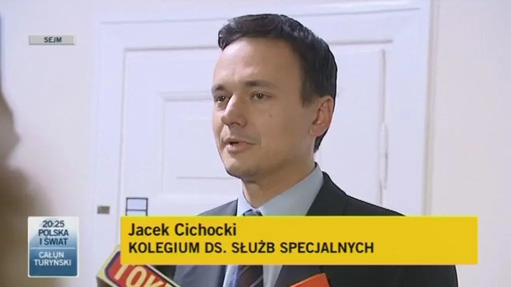 "Premeir nie musi czekać na opinie"