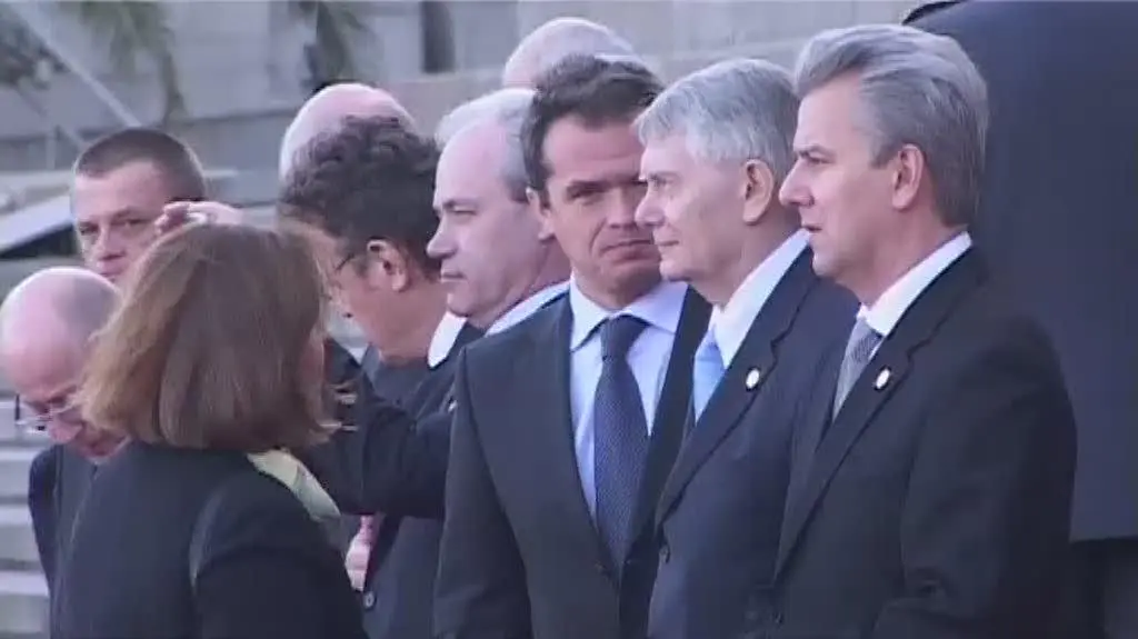 Premier Donald Tusk był w Chinach witany z honorami (tvn24.pl)