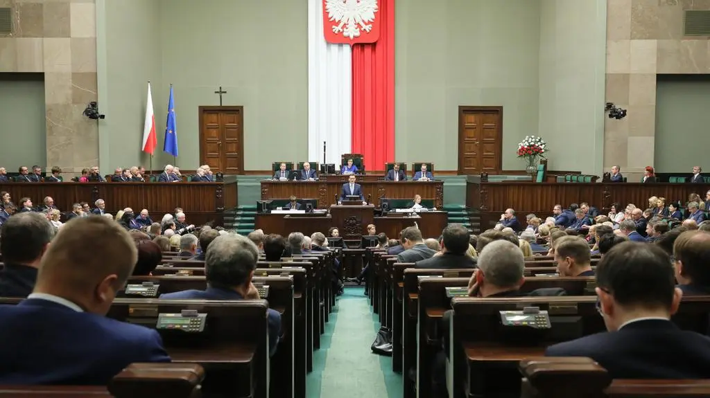 Premier: Dziś Polacy wracają do ojczyzny