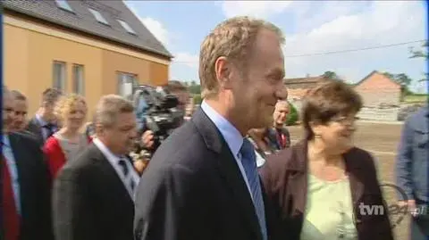 Premier gościł na niejednej parapetówce (TVN24)