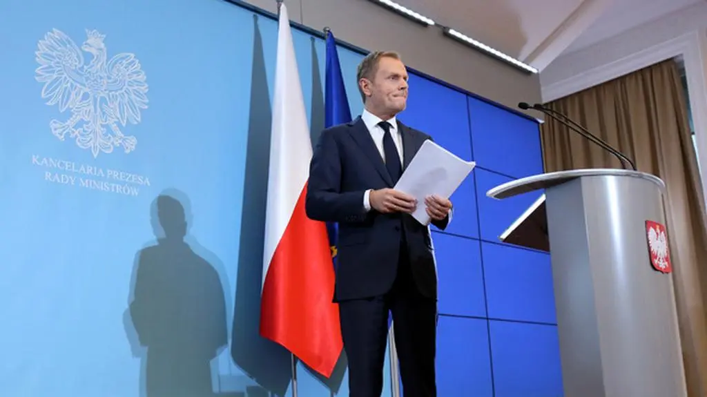 Premier: niedopuszczalne jest formułowanie tych drastycznych i degradujących polskie życie publiczne oskarżeń