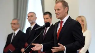 Premier żegna starych i wita nowych ministrów