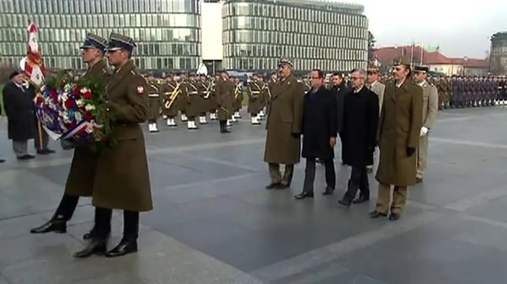 Prezydent Hollande złożył kwiaty pod grobem nieznanego żołnierza
