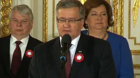 Prezydent podczas uroczystości wręczania odznaczeń państwowych