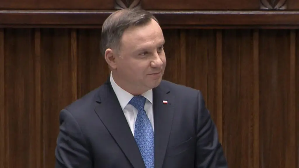 Prezydent: proszę o język parlamentarny w debacie, taki, który nie będzie obrażał i nikogo nie urażał
