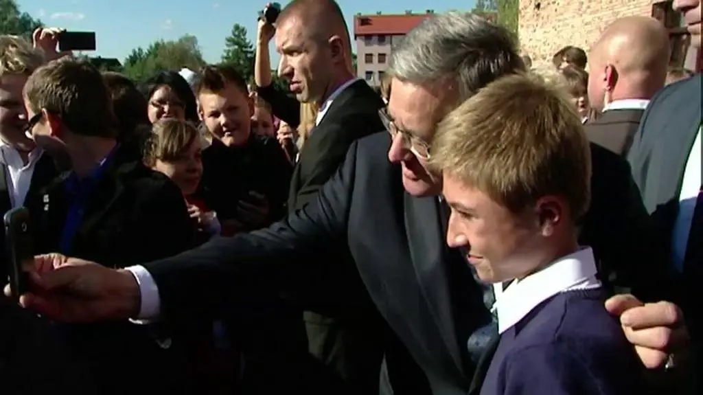 Prezydent uległ nowej modzie?