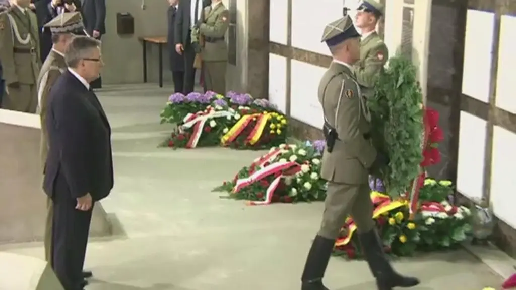Prezydent złożył wieńce w Świątyni Opatrzności Bożej