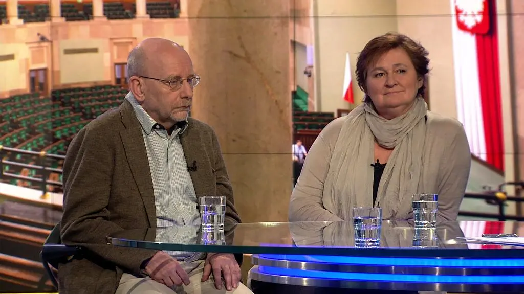 Prof. Andrzej Śpiewak: Rząd w defensywie