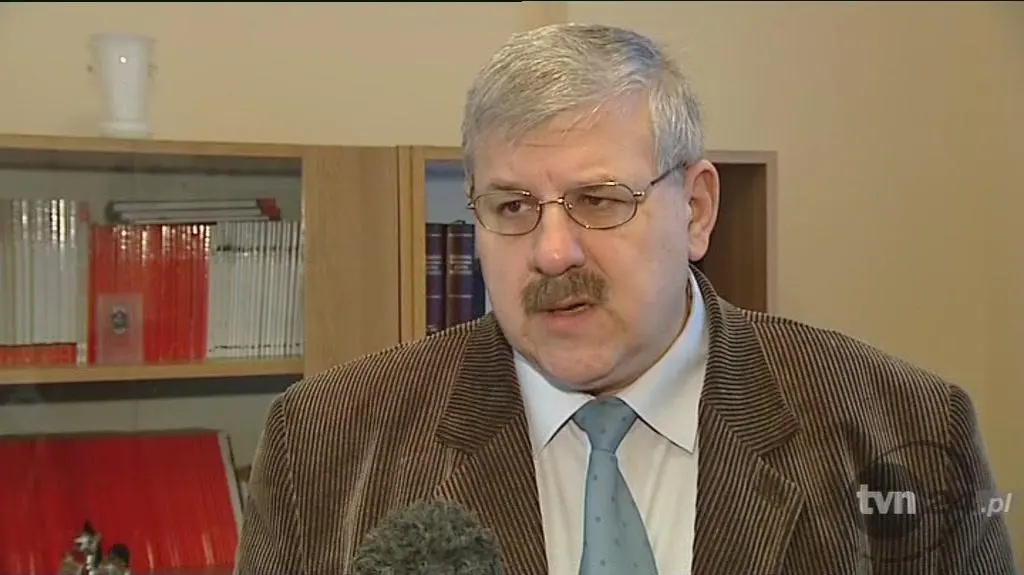 Prokurator Trynka o ekshumacji