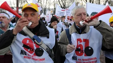 Przed Sejmem były tysiące demonstrantów