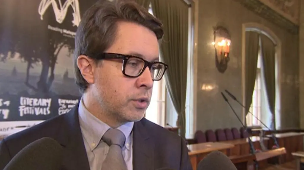 Przyjaciele Szymborskiej w jury